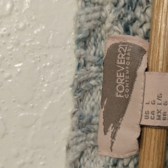 Forever 21 Contemporary Collection Speckled Blue & Gray Sweater Size L - Picture 3 of 5